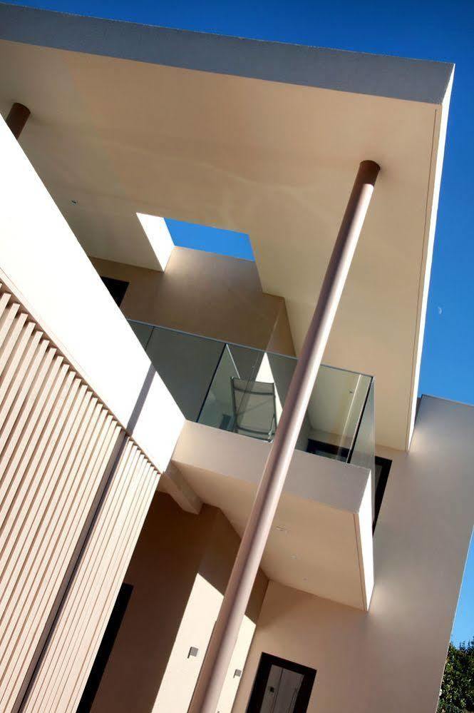 Seventeen Hotel Valbonne Exteriör bild